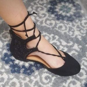 Girls size 2 black dress shoes